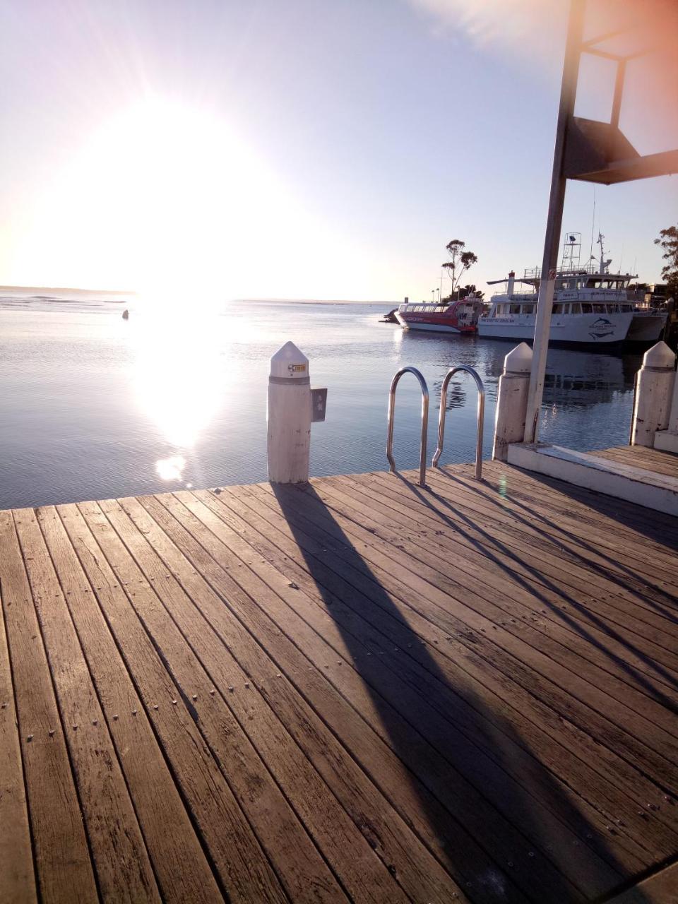 The Husky House Or Little Husky Studio Suite Huskisson Exterior foto